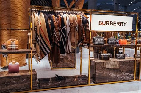 burberry italia outlet online|burberry online shop italia.